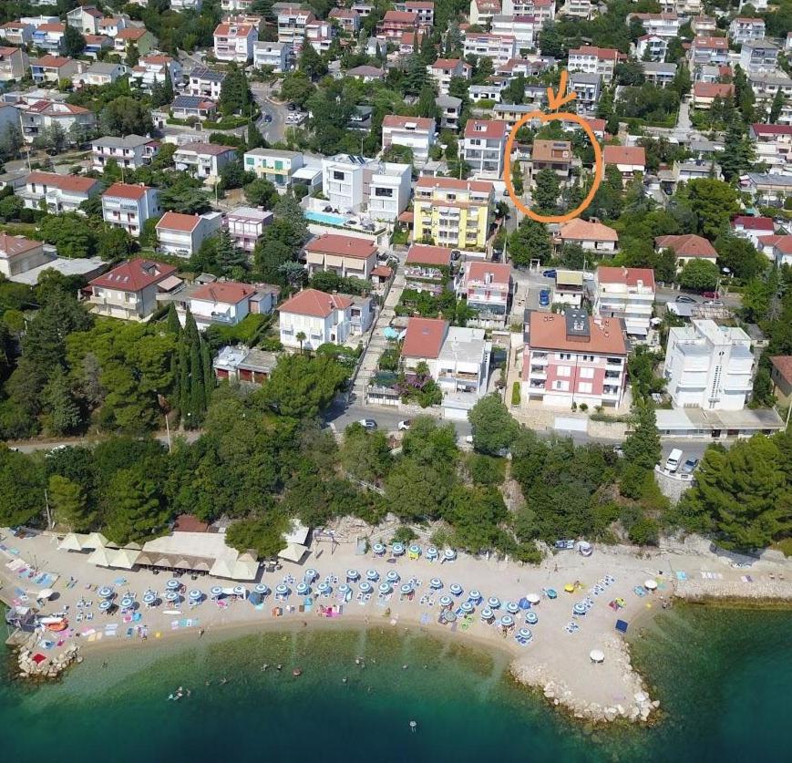 Apartmani Anita Dramalj Exterior photo