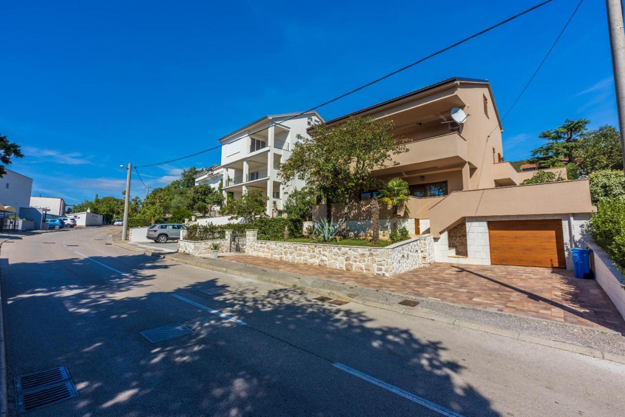 Apartmani Anita Dramalj Exterior photo
