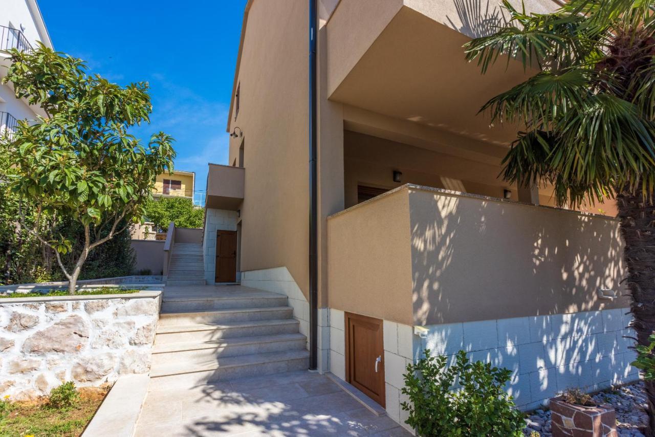 Apartmani Anita Dramalj Exterior photo