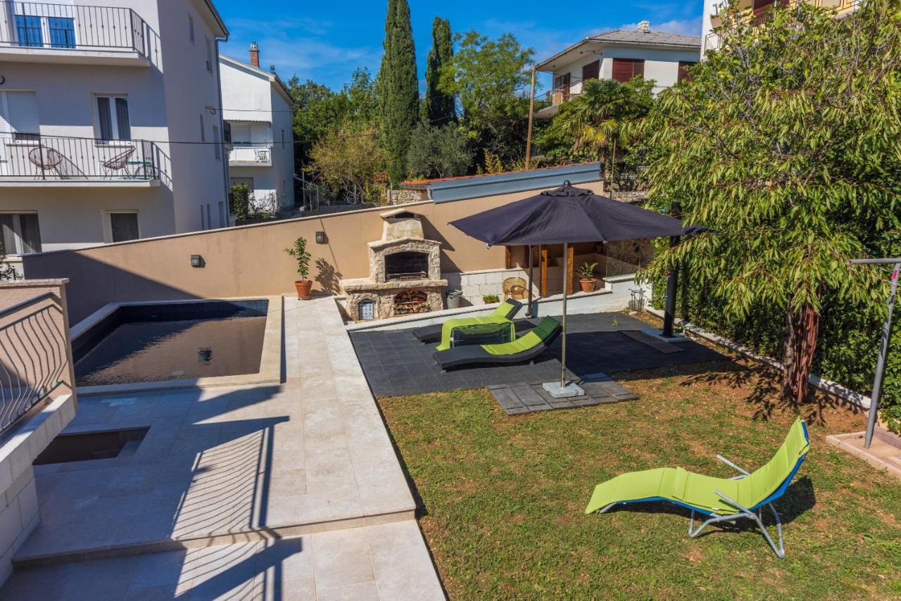 Apartmani Anita Dramalj Exterior photo